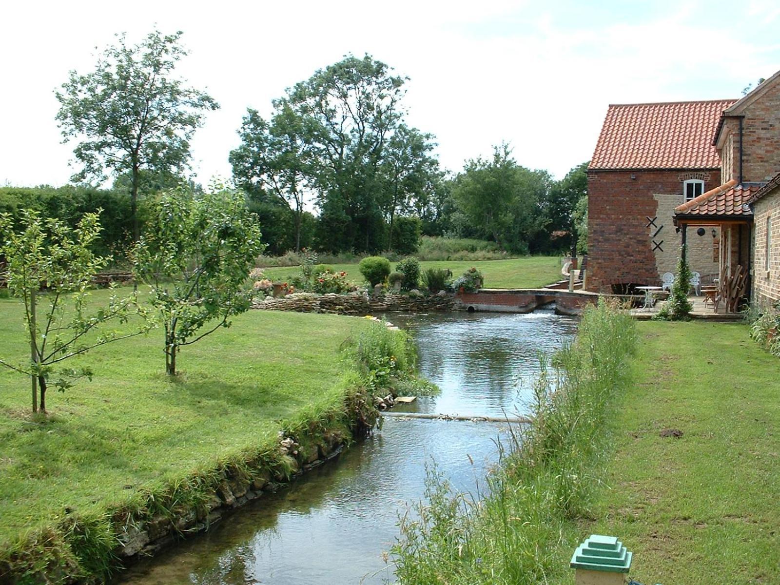 Watermill Farm Cottages Metheringham エクステリア 写真